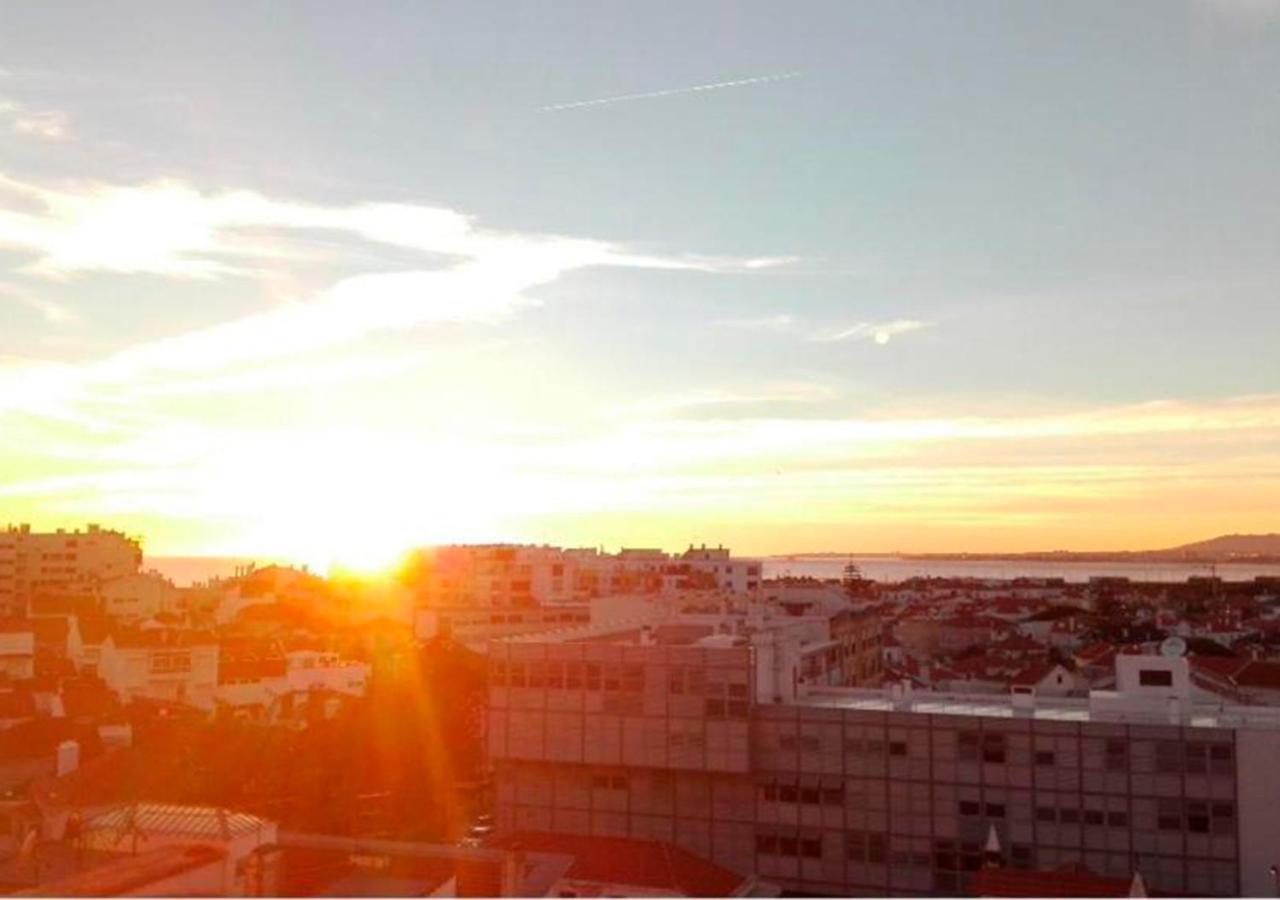 Aiyra Beach House Costa da Caparica Bagian luar foto
